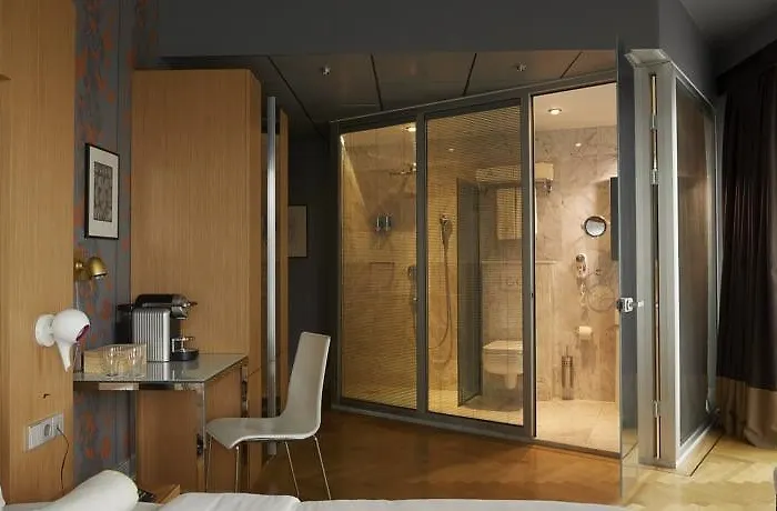 Szálloda Amadi Panorama Amszterdam