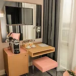 Amadi Panorama 4* Amsterdam