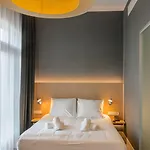 Hotel Amadi Panorama