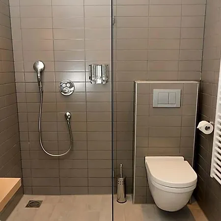 أمادي بانوراما فندق 4*