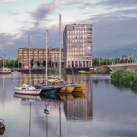 Amadi Panorama Hotel