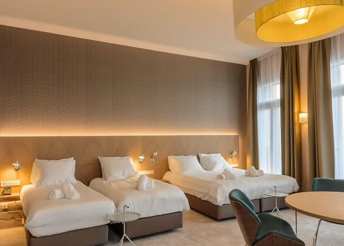 Amadi Panorama Hotel 4*