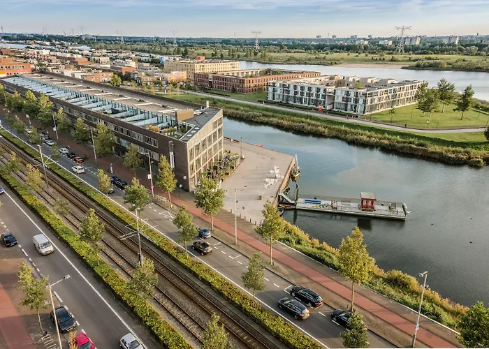 Amadi Panorama Hotel