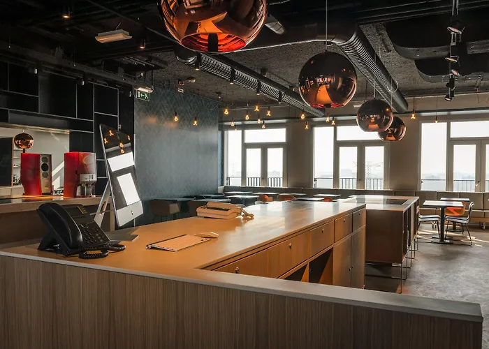 Amadi Panorama 4* Amsterdam