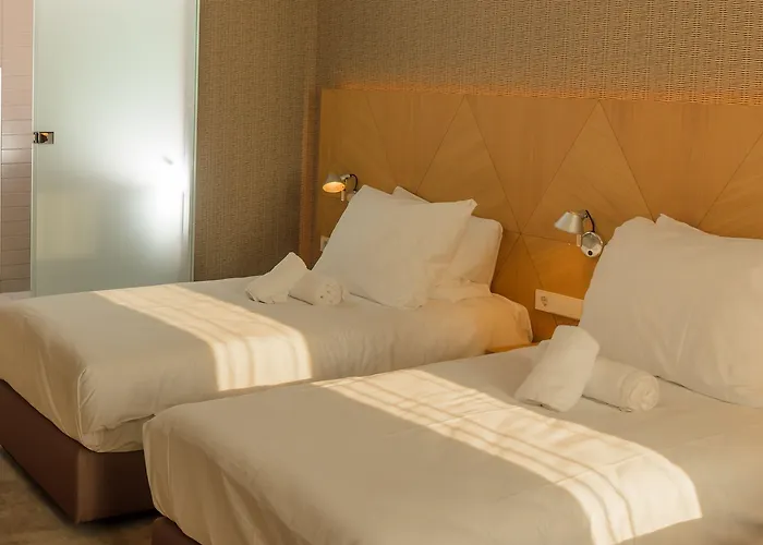 Amadi Panorama Hotel 4*