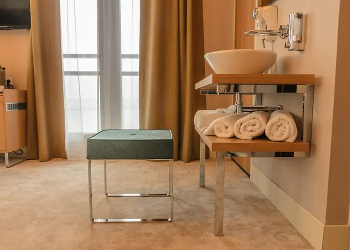 Amadi Panorama Hotel