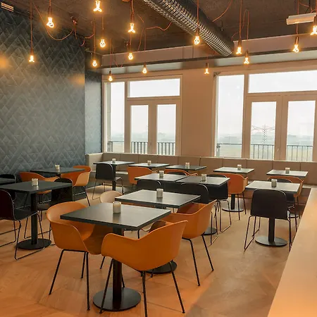 酒店 阿马迪全景酒店 4*